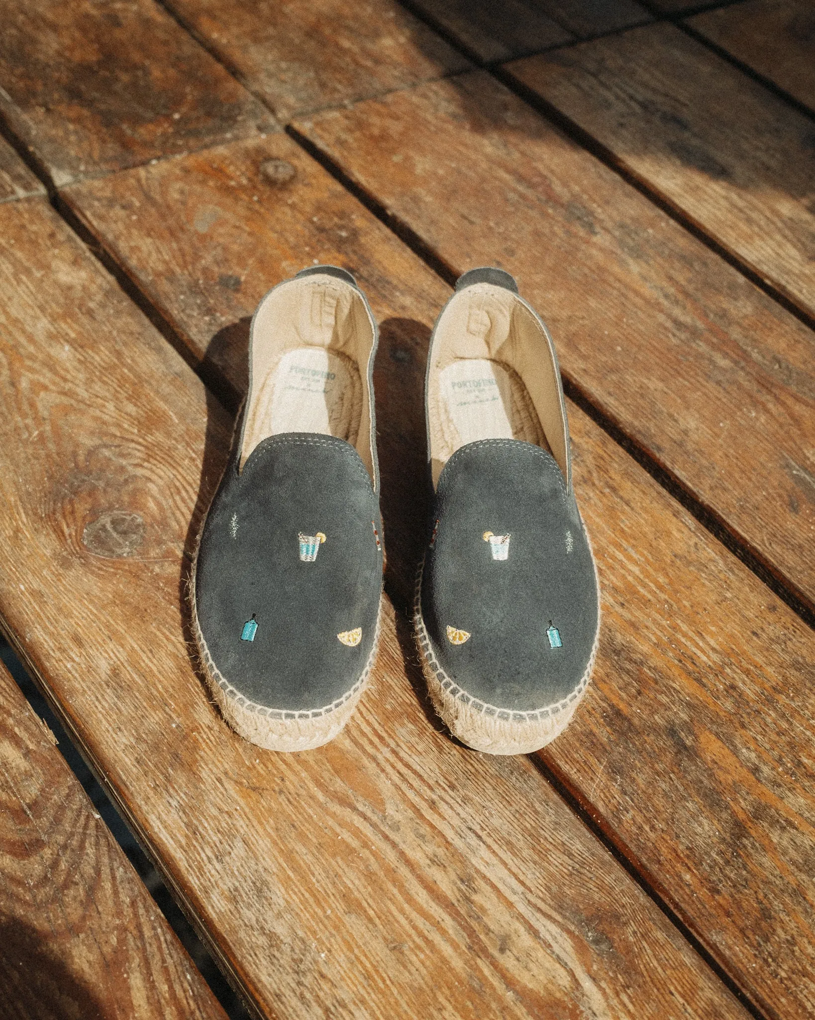 Suede Embroidered Espadrilles - Q16C0 - Portofino Dry Gin x Manebí Patriot Blue With Multicolor Summer Strickers