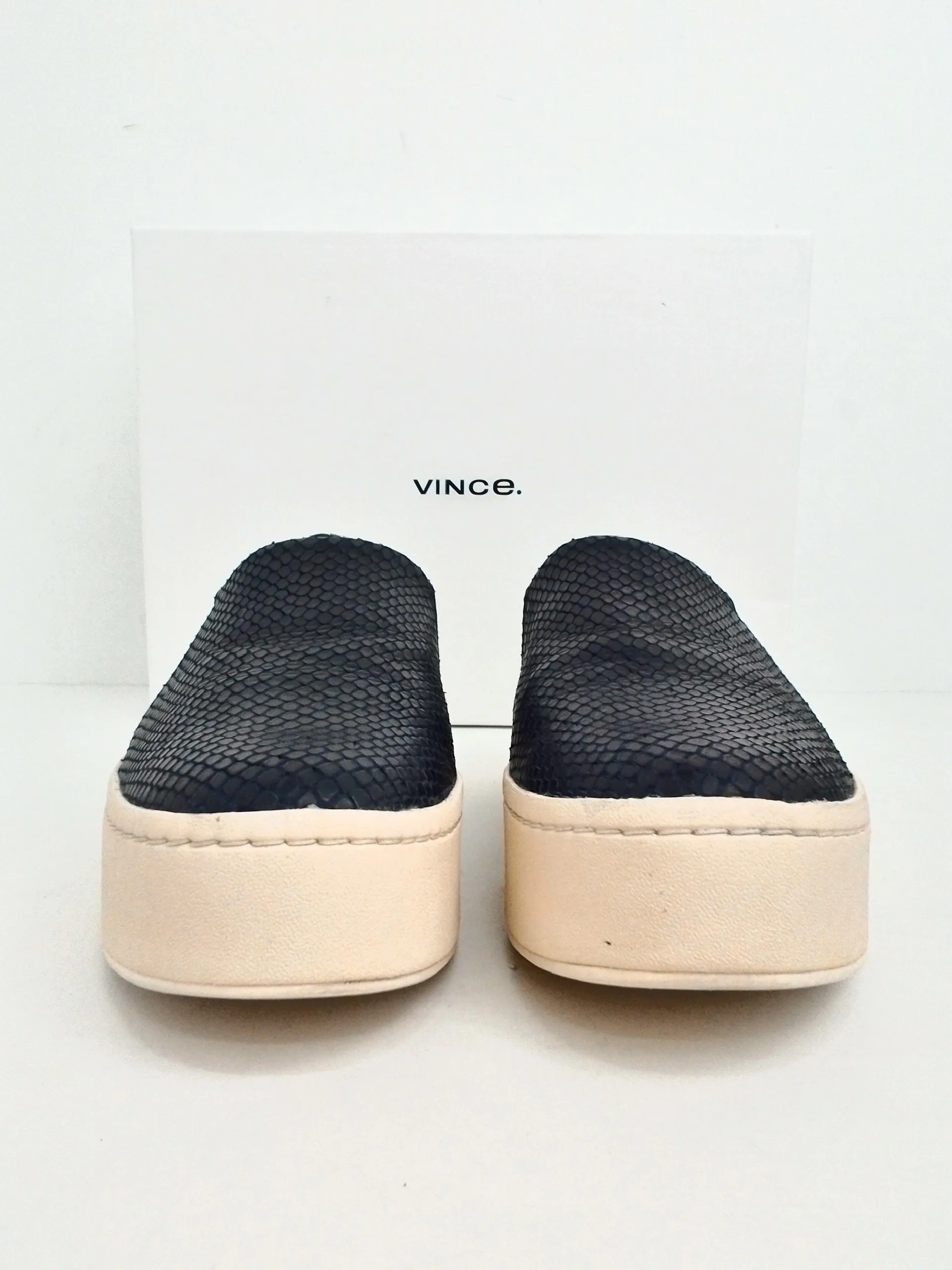 VINCE Women's Warren Coastal Leather Navy Blue Sneakers Size 6.5 M